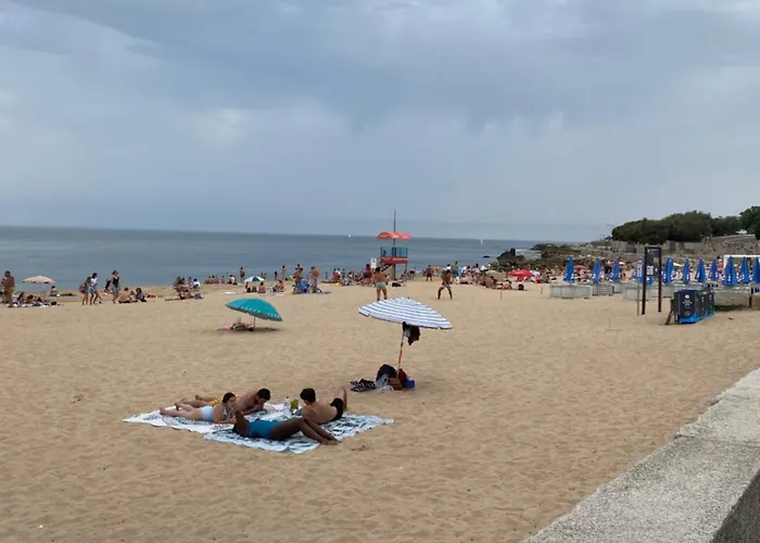 Seaside Comfort Beach And City