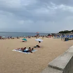 Seaside Comfort Beach And City